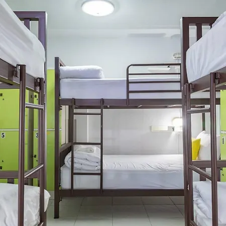Asok Montri Hostel-2